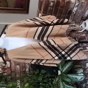 James Pringle Weavers Wool Plaid Shawl Wrap – Fringe Poncho